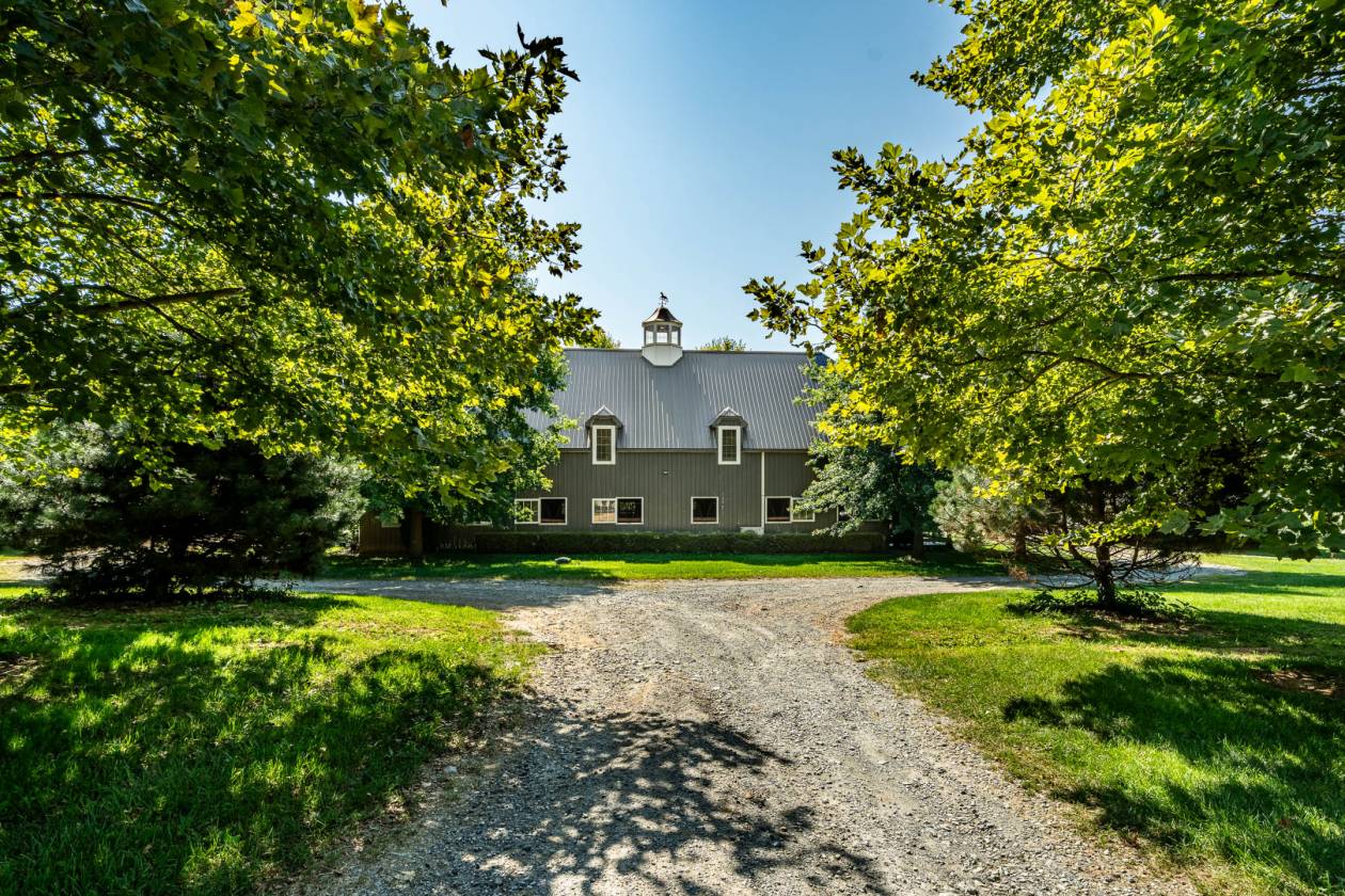 Durunda Farms barn